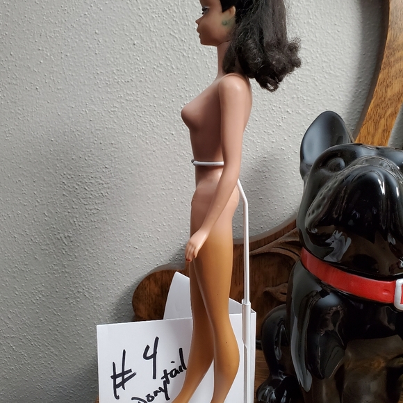 VINTAGE #4 BRUNETTE PONYTAIL BARBIE DOLL - Picture 2 of 8